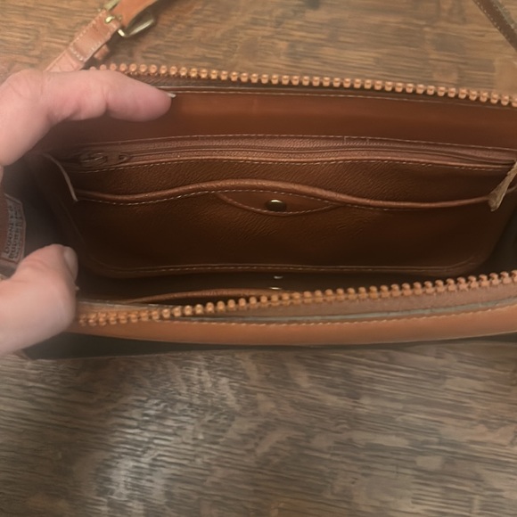 Dooney & Bourke Vintage All Weather Leather Hunter Green and British Tan Bag - Picture 11 of 16